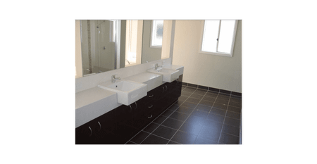 32 spinnaker- 5 Bedroom home located in Sanctuary Lakes - Photo 3