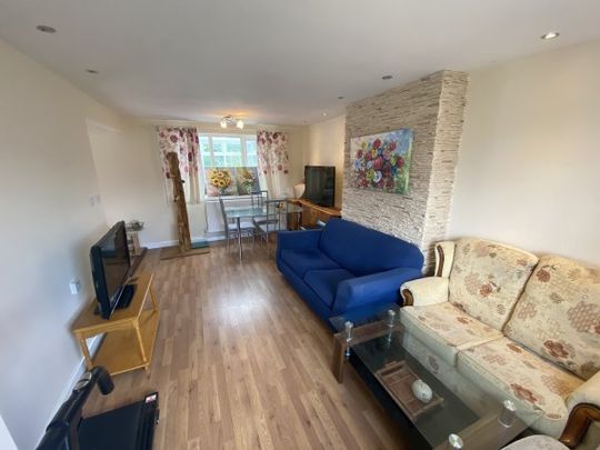 Uppingham Crescent, West Bridgford, NG2, Property for rent - Photo 1