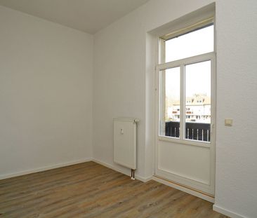 Laubegast, ruhig &amp; grün: Balkon + Wanne + EBK mgl.* - Foto 6