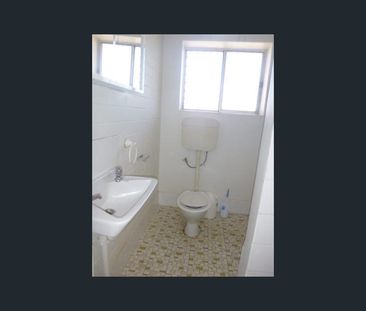 Unit 4/202 Nicolson Avenue, Whyalla Stuart, SA 5608 - Photo 6