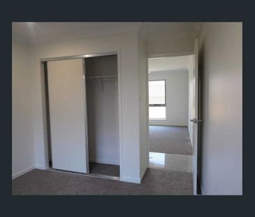 11 Bailey Court, Ormeau - Family Home Available 15 November | $730 ... - Photo 2