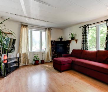 Maison de plain-pied à Saint-Jean-sur-Richelieu - Photo 2