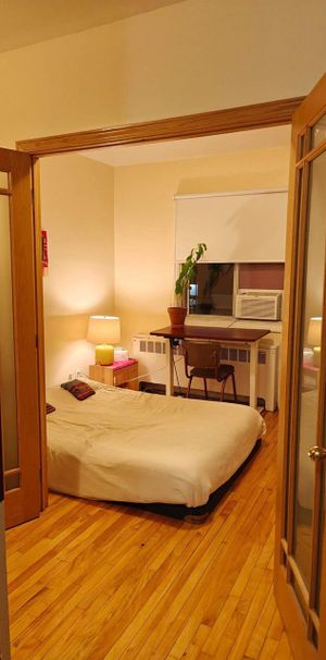 1 CH - 1 SDB - Montréal - $1,075 /mo - Photo 1