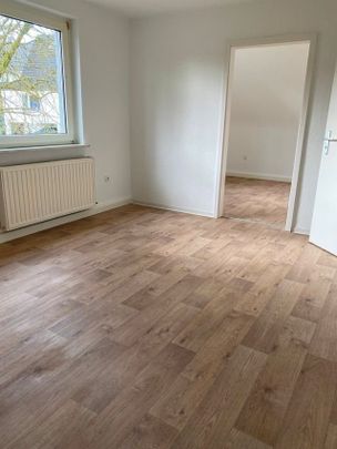 3-Zimmer-Wohnung mit WohnkÃ¼che im Dachgeschoss zu vermieten - Photo 1