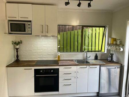 Tranquil 3BR Birkenhead - Photo 5