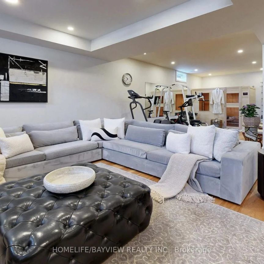 100 REED WAY REED WAY - Photo 1