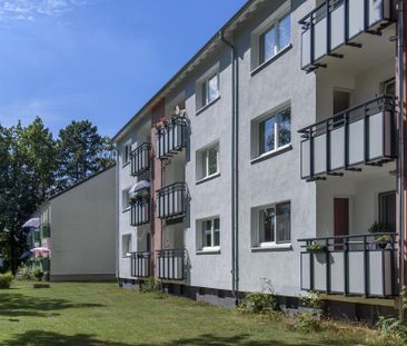 Ihr neuer Lieblingsplatz: Sonniger Balkon & Wohnen im Erdgeschoss - Foto 1