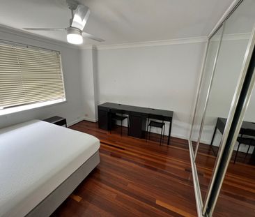 4/739 Logan Road, Greenslopes QLD 4120 - Studio For Rent | Domain - Photo 4