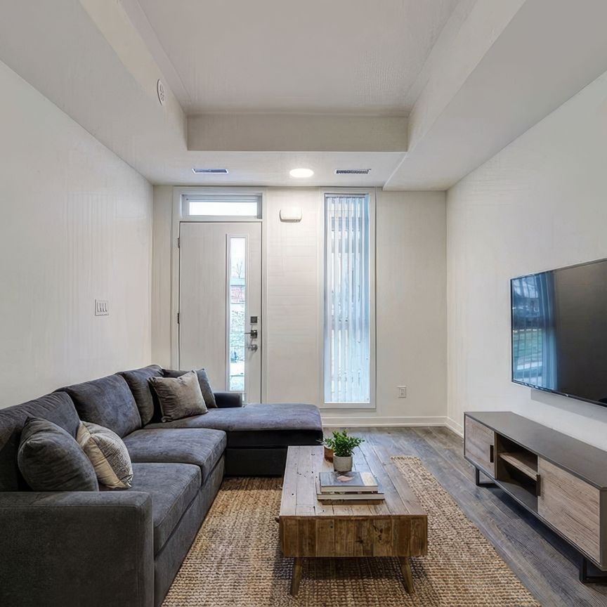 For Lease - 90 Canon Jackson Drive Unit# H105, Toronto, Ontario - Photo 1