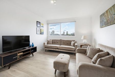 2 bedroom apartment to rent - Photo 2