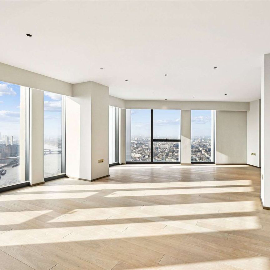 A modern three bedroom apartment with river views - Photo 1