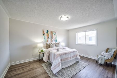 For Lease - 4 Hedgeline Street, Brampton, Ontario - Photo 5