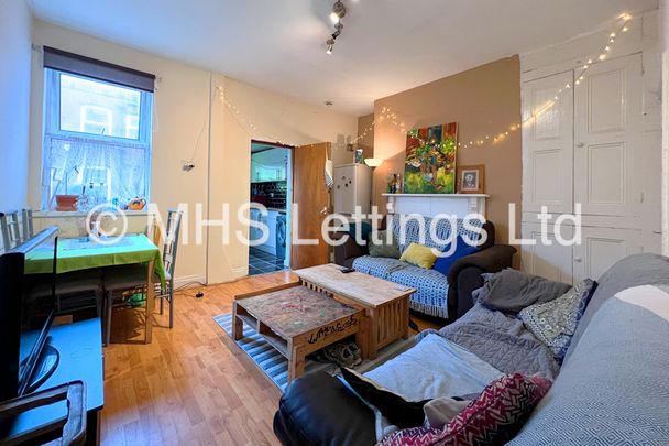 5 Bedroom Mid Terraced House for rent in Ashville Road - Photo 1