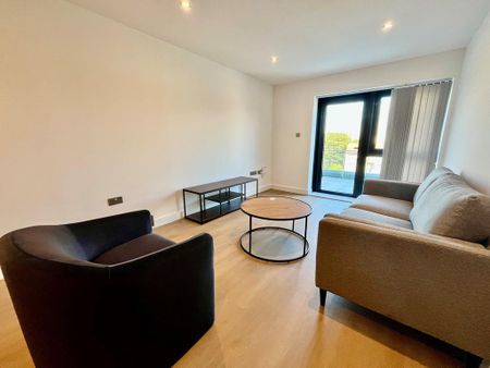 2 bedroom flat to rent - Photo 2