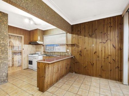 17 Glenvale Road, Reservoir VIC 3073 - Photo 2