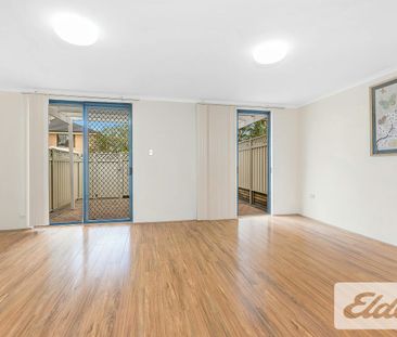 3-Bedroom Townhouse With Spacious Double Lock Up Garage! - Photo 2