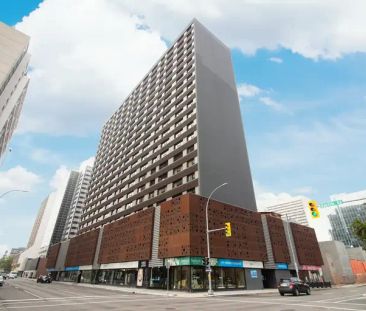 190 Smith Apartment Suites | 190 Smith Street, Winnipeg - Photo 1