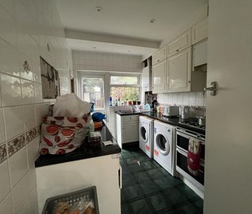 2 bedroom house share to rent - Photo 3