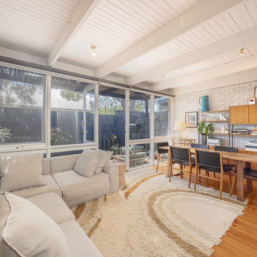 29 Chusan Street, Balaclava VIC 3183 - House For Rent | Domain - Photo 1