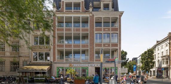 Appartement te huur in Kortrijk voor € 1.500 met 2 slaapkamers - Photo 2