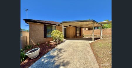 Charming Three-Bedroom Home in Ideal Location... - Photo 5