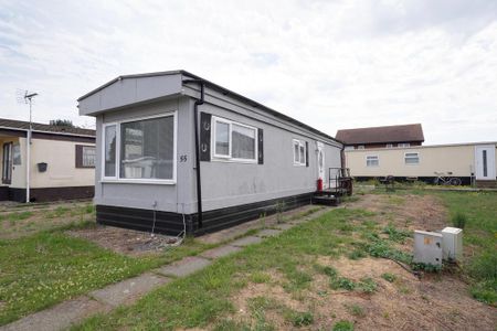 1 bedroom detached house to rent - Photo 3