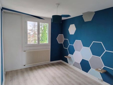 Location appartement rénové 4 pièces 63.63 m² à Romans-sur-Isère (26100) 5 - Photo 2