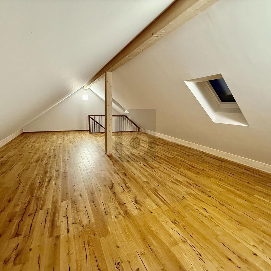 STILVOLLE HOLZAKZENTE FÜR IHR WOHLFÜHL-ZUHAUSE - Foto 1