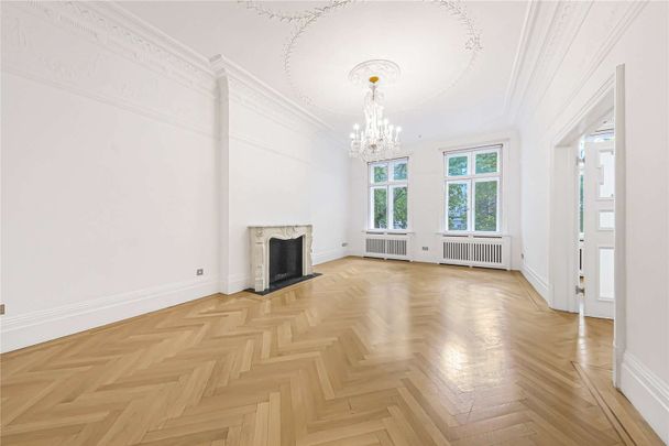 Elegant four bedroom apartment set next to Regents Park and walking distance to Marylebone - Photo 1
