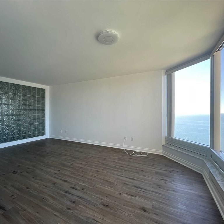 For Lease - 1 Palace Pier Court Unit# 3904, Toronto, Ontario - Photo 1