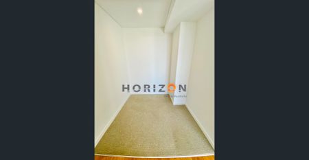 North-facing One Bed plus study for lease - Photo 4