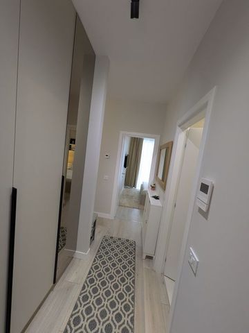 Apartament 2 camere de închiriat — Complex Silk District - Fotografie 2