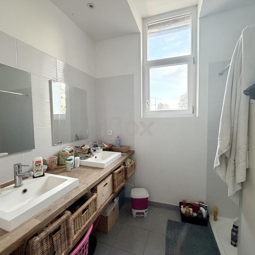 Maison 4 pièce(s) 90 m² - Photo 2