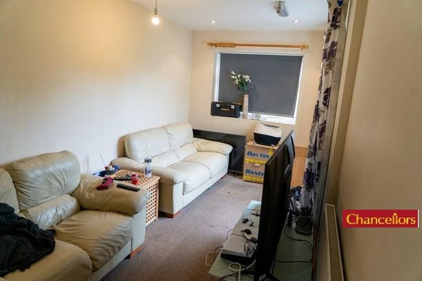 5 bedroom semi-detached house to rent - Photo 1