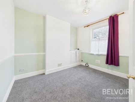 4 bedroom terraced house to rent - Photo 2