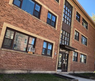 Manitoba, 920 Corydon Avenue, R2M 0Y5, Winnipeg - Photo 1