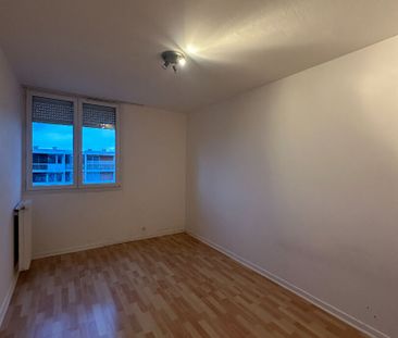 Location Appartement 3 pièces 73m² - Photo 5