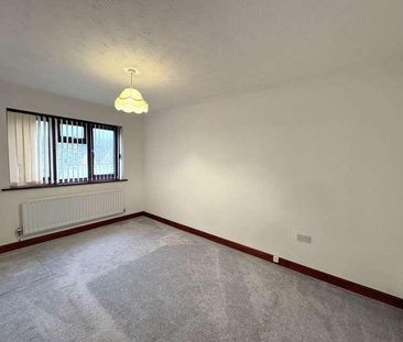 Newland Gardens, Cradley Heath, B64 - Photo 6