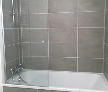 Location Appartement 3 pièces 64m² ANNECY 74000 - Photo 2