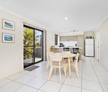 Low maintenance family living - Photo 6