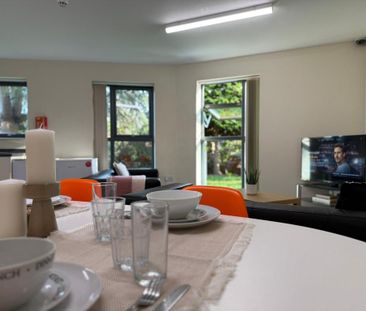 6 bedroom private hall to rent - Photo 4