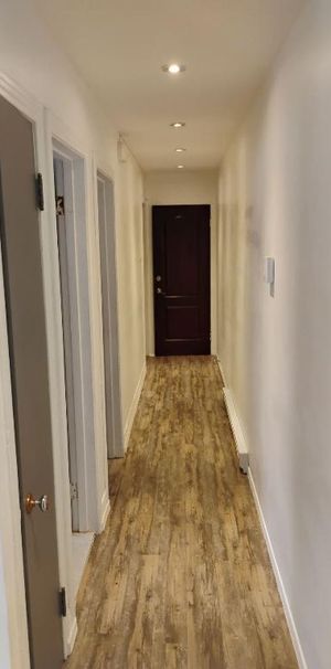 Rosemont, 3 1/2 24E Ave - Photo 1