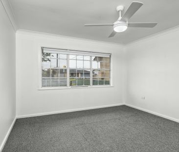 Renovated Home in Quiet Cundletown Street - Photo 2