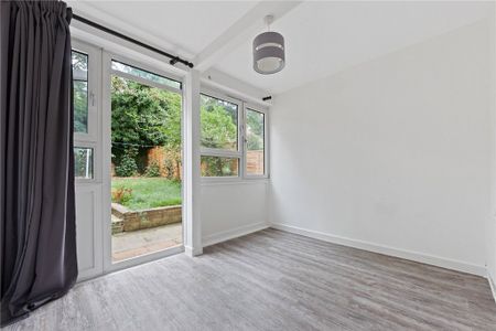 Peckford Place, London, SW9 7BP - Photo 2