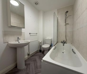 2 bedroom terraced house to rent - Photo 6