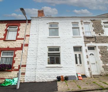 2 bedroom terraced house to rent - Photo 4