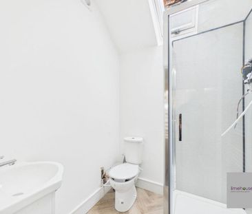 2 bedroom semi-detached house to rent - Photo 5