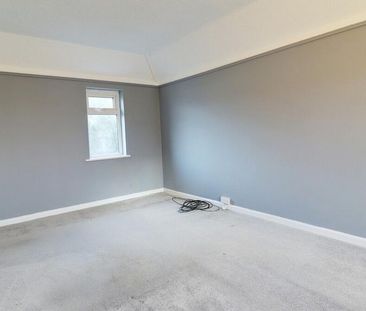 3 bedroom end of terrace house to rent - Photo 6