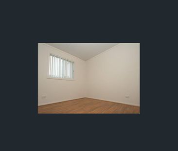 2 Bedroom Great Property in great location - Photo 4