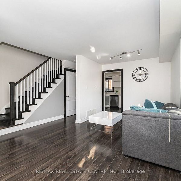 For Lease - 6835 Dillingwood Drive, Mississauga, Ontario - Photo 1